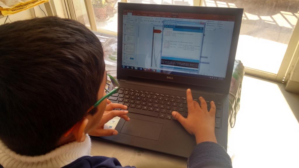 Mechatron Robotics & Coding Classes 4